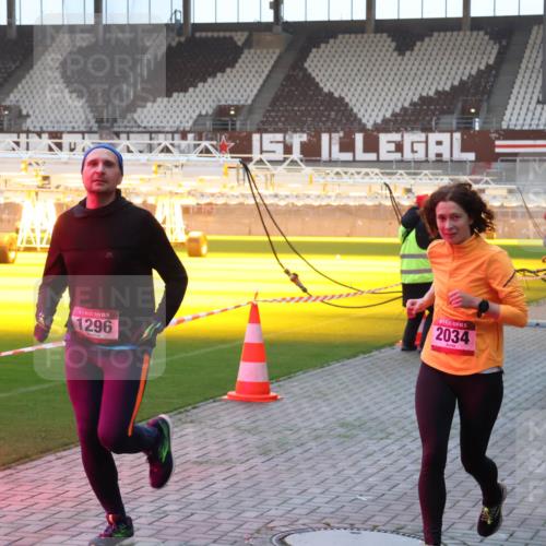 07.12.2025 - St. Pauli X-Mass-Run No. 15 Luisa Fischer http://msf.ph/oto/9375547 07.12.2025 09:52:51 Ziel 15, 1296, 15, 2034, 1052, 195, 154, 195, 1052, 1296, 2034 meine-sportfotos.de