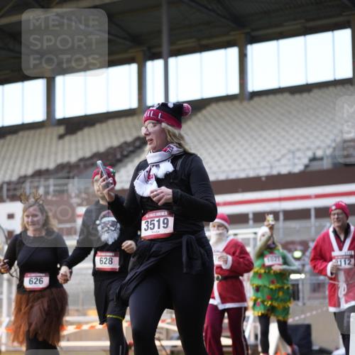 07.12.2025 - St. Pauli X-Mass-Run No. 15 Patografie http://msf.ph/oto/9375619 07.12.2025 10:03:50 Ziel 185, 399, 626, 628, 709, 1027, 1028, 1307, 1394, 1425, 1906, 2002, 2110, 2112, 2366, 3198, 3337, 3340, 3359, 3519, 3734, 4151 meine-sportfotos.de