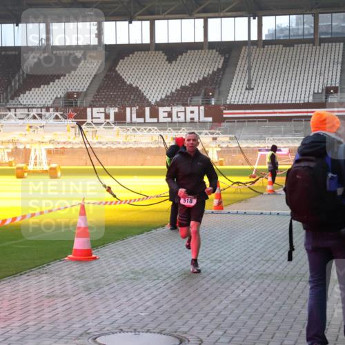 07.12.2025 - St. Pauli X-Mass-Run No. 15 Luisa Fischer http://msf.ph/oto/9375638 07.12.2025 09:53:25 Ziel 518, 195, 518, 937, 1052, 1241, 1874 meine-sportfotos.de