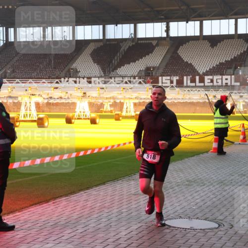 07.12.2025 - St. Pauli X-Mass-Run No. 15 Luisa Fischer http://msf.ph/oto/9375641 07.12.2025 09:53:27 Ziel 518, 518, 937, 1052, 1241, 1874, 3684 meine-sportfotos.de