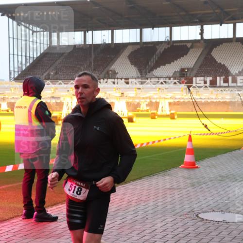 07.12.2025 - St. Pauli X-Mass-Run No. 15 Luisa Fischer http://msf.ph/oto/9375646 07.12.2025 09:53:28 Ziel 15, 518, 518, 937, 1052, 1241, 1874, 3684 meine-sportfotos.de