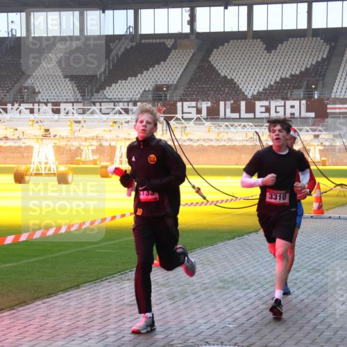07.12.2025 - St. Pauli X-Mass-Run No. 15 Luisa Fischer http://msf.ph/oto/9375778 07.12.2025 09:54:43 Ziel 133, 3310, 2036, 1375, 1598, 2036, 2133, 2209, 2651, 2900, 3310, 3338 meine-sportfotos.de