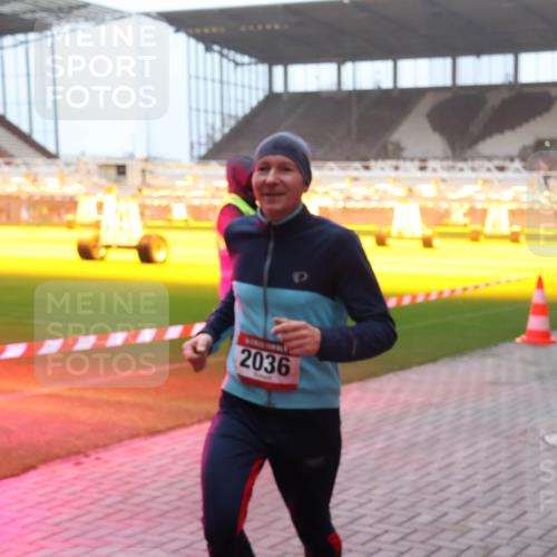 07.12.2025 - St. Pauli X-Mass-Run No. 15 Luisa Fischer http://msf.ph/oto/9375808 07.12.2025 09:54:49 Ziel 2036, 1375, 1598, 2036, 2133, 2209, 2651, 2703, 2900, 3310, 3338 meine-sportfotos.de