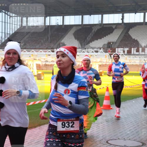 07.12.2025 - St. Pauli X-Mass-Run No. 15 Luisa Fischer http://msf.ph/oto/9375842 07.12.2025 11:06:19 Ziel 973, 15, 932, 927, 924, 92, 199, 298, 300, 402, 403, 556, 659, 693, 831, 854, 858, 878, 920, 924, 925, 927, 929, 932, 944, 973, 1024, 1025, 1046, 1049, 1092, 1196, 1208, 1223, 1229, 1287, 1311, 1428, 1429, 1430, 1432, 1608, 1648, 1840, 1841, 2006, 2243, 2245, 2254, 2884, 3272, 3278, 4579, 4581, 4583, 4585, 4587 meine-sportfotos.de