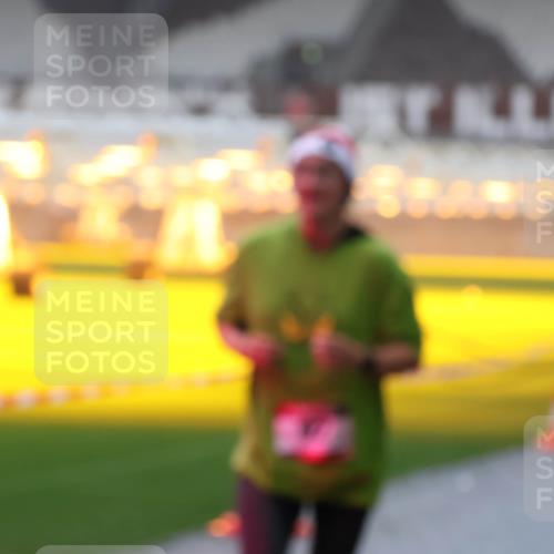 07.12.2025 - St. Pauli X-Mass-Run No. 15 Luisa Fischer http://msf.ph/oto/9375895 07.12.2025 11:06:32 Ziel 92, 199, 204, 298, 300, 402, 403, 414, 474, 486, 556, 659, 693, 831, 854, 858, 878, 920, 924, 925, 927, 929, 932, 944, 973, 1024, 1025, 1046, 1049, 1092, 1196, 1208, 1223, 1229, 1287, 1403, 1428, 1429, 1430, 1432, 1440, 1442, 1608, 1648, 2243, 2245, 2254, 2884, 3272, 3278, 4579, 4581, 4583, 4585, 4587 meine-sportfotos.de