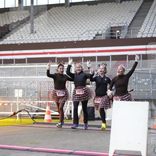07.12.2025 - St. Pauli X-Mass-Run No. 15 Patografie http://msf.ph/oto/9375906 07.12.2025 10:04:51 Ziel 1217, 1973, 1991, 2168, 2249, 4080, 4553, 4557 meine-sportfotos.de
