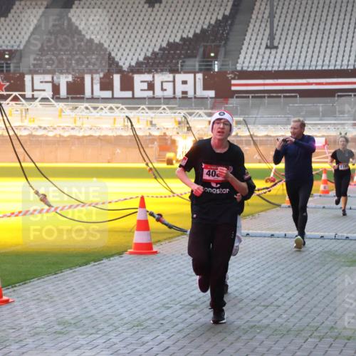 07.12.2025 - St. Pauli X-Mass-Run No. 15 Luisa Fischer http://msf.ph/oto/9375934 07.12.2025 09:55:27 Ziel 40, 110, 1101, 1113, 1649, 1655, 1722, 2703, 4087, 4088 meine-sportfotos.de