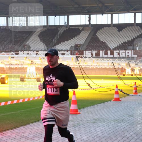 07.12.2025 - St. Pauli X-Mass-Run No. 15 Luisa Fischer http://msf.ph/oto/9376017 07.12.2025 09:55:39 Ziel 1113, 1101, 1113, 1649, 1655, 1722, 4087, 4088 meine-sportfotos.de