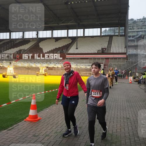 07.12.2025 - St. Pauli X-Mass-Run No. 15 Fabian Wolf http://msf.ph/oto/9376057 07.12.2025 10:05:12 Ziel 114, 202, 210, 292, 699, 1973, 1991, 2168, 2249, 2856, 2866, 3186, 3307, 3311 meine-sportfotos.de