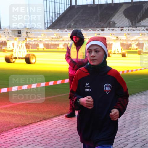 07.12.2025 - St. Pauli X-Mass-Run No. 15 Luisa Fischer http://msf.ph/oto/9376116 07.12.2025 09:56:33 Ziel 312, 1483, 1530, 1744, 3398 meine-sportfotos.de