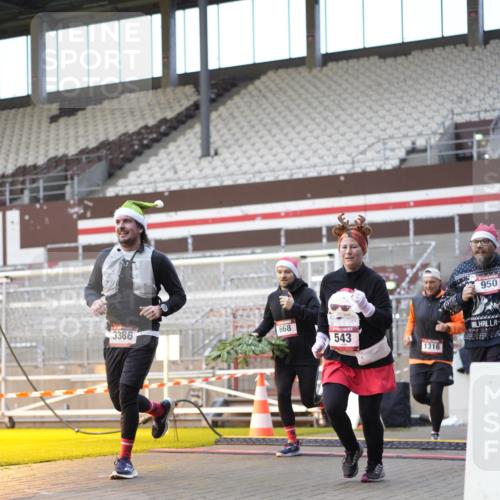 07.12.2025 - St. Pauli X-Mass-Run No. 15 Patografie http://msf.ph/oto/9376186 07.12.2025 10:05:17 Ziel 114, 543, 668, 950, 1121, 1316, 1374, 1481, 1661, 1761, 3186, 3386, 4036, 4556, 4558 meine-sportfotos.de