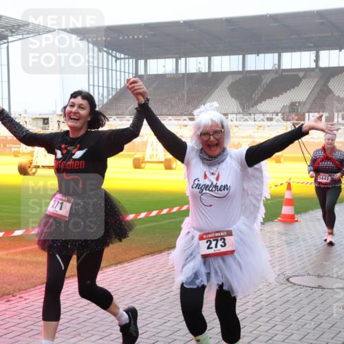 07.12.2025 - St. Pauli X-Mass-Run No. 15 Luisa Fischer http://msf.ph/oto/9376362 07.12.2025 11:08:17 Ziel 15, 271, 15, 273, 1441, 1439, 77, 271, 273, 286, 293, 315, 332, 377, 389, 397, 623, 629, 635, 653, 772, 774, 781, 1107, 1123, 1129, 1226, 1230, 1233, 1235, 1249, 1342, 1355, 1378, 1381, 1382, 1383, 1439, 1441, 1460, 1509, 1520, 1525, 1596, 1809, 1810, 1812, 1824, 1866, 1910, 2693, 4798, 4815, 5008 meine-sportfotos.de