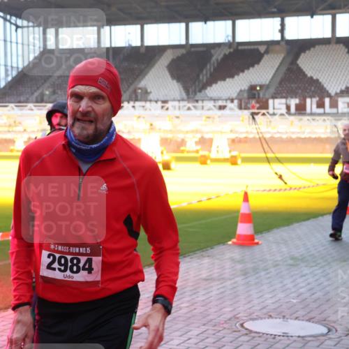 07.12.2025 - St. Pauli X-Mass-Run No. 15 Luisa Fischer http://msf.ph/oto/9376444 07.12.2025 09:58:05 Ziel 8, 15, 2984, 441, 632, 1292, 1293, 1377, 1395, 2678, 2984, 4030, 4032 meine-sportfotos.de