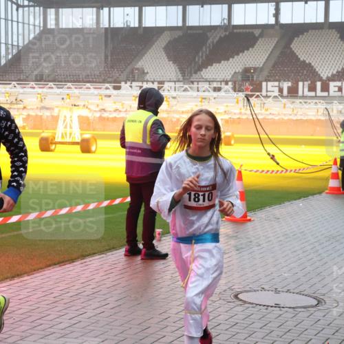 07.12.2025 - St. Pauli X-Mass-Run No. 15 Luisa Fischer http://msf.ph/oto/9376447 07.12.2025 11:08:34 Ziel 15, 1809, 1, 0, 5, 1810, 629, 100, 152, 155, 166, 271, 273, 286, 293, 389, 396, 397, 446, 629, 635, 653, 758, 772, 774, 784, 1078, 1107, 1123, 1129, 1170, 1184, 1226, 1230, 1249, 1342, 1355, 1378, 1381, 1382, 1383, 1439, 1441, 1460, 1520, 1525, 1559, 1560, 1596, 1706, 1809, 1810, 1812, 2693, 4798, 4815 meine-sportfotos.de