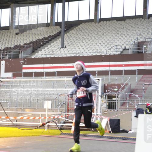 07.12.2025 - St. Pauli X-Mass-Run No. 15 Patografie http://msf.ph/oto/9376448 07.12.2025 10:05:45 Ziel 2, 3, 54, 123, 363, 385, 512, 945, 1215, 1222, 1789, 1791, 3231, 3877, 4194, 4195, 4552, 4555, 4559, 4560 meine-sportfotos.de