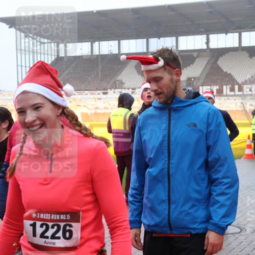 07.12.2025 - St. Pauli X-Mass-Run No. 15 Luisa Fischer http://msf.ph/oto/9376490 07.12.2025 11:08:40 Ziel 635, 15, 1226, 4355, 100, 152, 155, 166, 271, 273, 286, 293, 396, 446, 629, 635, 653, 758, 772, 774, 784, 1078, 1107, 1123, 1129, 1170, 1184, 1226, 1230, 1249, 1342, 1355, 1378, 1381, 1382, 1383, 1424, 1439, 1441, 1460, 1491, 1520, 1525, 1559, 1560, 1596, 1625, 1706, 1809, 1810, 1812, 2259, 2893, 4584, 4798, 4815, 4819, 4830 meine-sportfotos.de