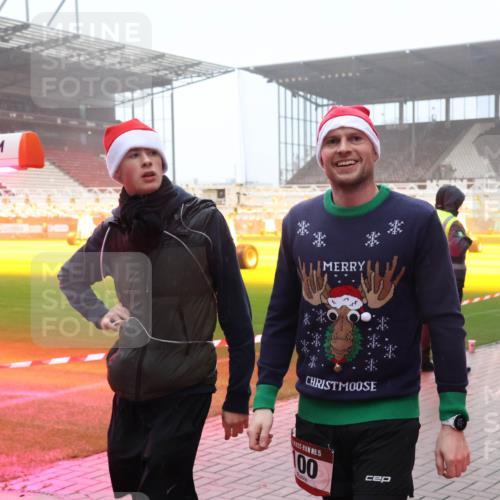 07.12.2025 - St. Pauli X-Mass-Run No. 15 Luisa Fischer http://msf.ph/oto/9376503 07.12.2025 11:08:43 Ziel 15, 100, 100, 152, 155, 166, 286, 293, 396, 446, 629, 635, 653, 758, 772, 774, 784, 1078, 1107, 1123, 1129, 1170, 1184, 1226, 1230, 1249, 1342, 1355, 1378, 1381, 1382, 1383, 1424, 1460, 1491, 1520, 1525, 1559, 1560, 1596, 1625, 1706, 1809, 1810, 2259, 2893, 4584, 4798, 4815, 4819, 4830 meine-sportfotos.de