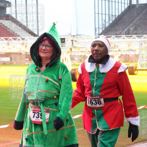 07.12.2025 - St. Pauli X-Mass-Run No. 15 Luisa Fischer http://msf.ph/oto/9376563 07.12.2025 10:23:36 Ziel 739, 15, 15, 1636, 794, 1996, 2123, 2304, 2508, 2511, 2638, 3052, 3078, 3079, 3780, 4005, 4141, 4145, 4287, 4407, 4411, 4419, 4458, 4509, 4539, 4549 meine-sportfotos.de