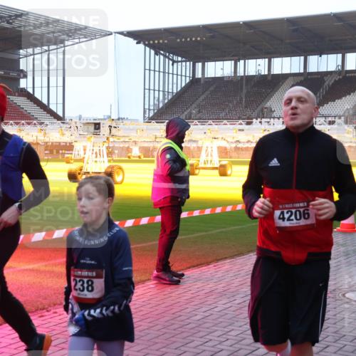 07.12.2025 - St. Pauli X-Mass-Run No. 15 Luisa Fischer http://msf.ph/oto/9376573 07.12.2025 09:58:43 Ziel 261, 238, 4206, 238, 261, 441, 483, 532, 1173, 1528, 1603, 1633, 1774, 2205, 3405, 3515, 4031, 4206 meine-sportfotos.de