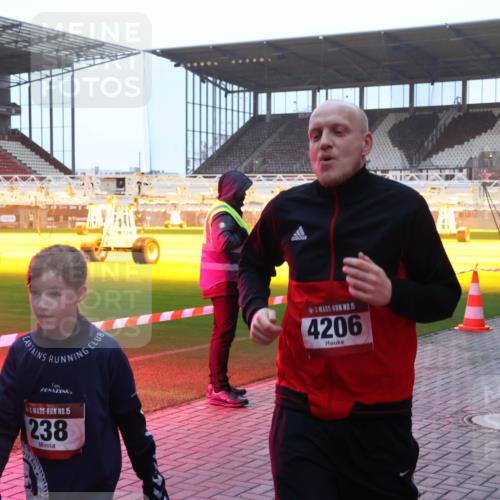 07.12.2025 - St. Pauli X-Mass-Run No. 15 Luisa Fischer http://msf.ph/oto/9376575 07.12.2025 09:58:43 Ziel 1, 15, 238, 15, 4206, 2205, 238, 261, 441, 483, 532, 1173, 1528, 1603, 1633, 1774, 2205, 3405, 3515, 4031, 4206 meine-sportfotos.de