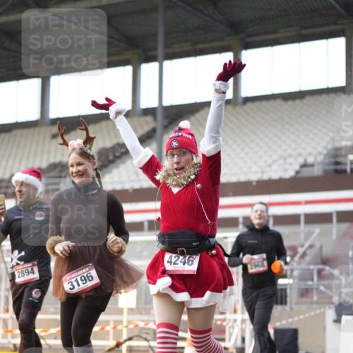 07.12.2025 - St. Pauli X-Mass-Run No. 15 Patografie http://msf.ph/oto/9376600 07.12.2025 10:06:00 Ziel 127, 148, 180, 424, 468, 676, 805, 834, 967, 969, 1788, 2756, 2757, 2894, 2968, 3093, 3172, 3196, 3812, 3814, 3857, 3859, 3877, 4235, 4236, 4237, 4246, 4251 meine-sportfotos.de