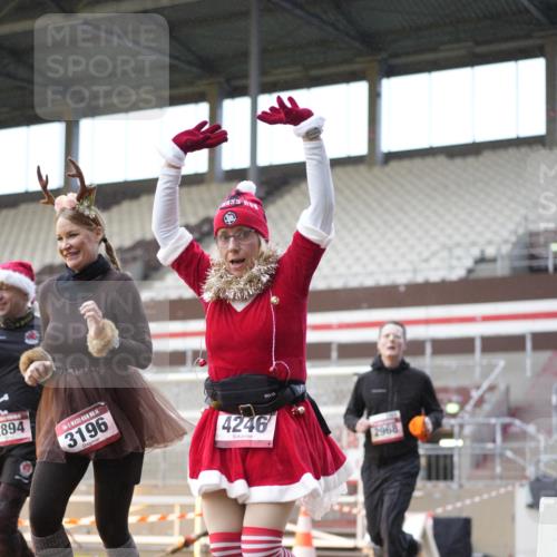07.12.2025 - St. Pauli X-Mass-Run No. 15 Patografie http://msf.ph/oto/9376607 07.12.2025 10:06:01 Ziel 127, 148, 180, 424, 468, 676, 805, 834, 967, 969, 1788, 2756, 2757, 2894, 2968, 3093, 3172, 3196, 3812, 3814, 3857, 3859, 3877, 4235, 4236, 4237, 4246, 4251, 4670, 4676 meine-sportfotos.de