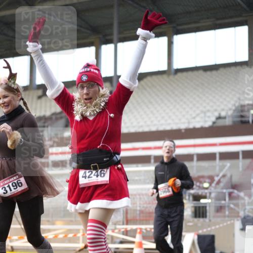 07.12.2025 - St. Pauli X-Mass-Run No. 15 Patografie http://msf.ph/oto/9376615 07.12.2025 10:06:01 Ziel 127, 148, 180, 424, 468, 676, 805, 834, 967, 969, 1788, 2756, 2757, 2894, 2968, 3093, 3172, 3196, 3812, 3814, 3857, 3859, 3877, 4235, 4236, 4237, 4246, 4251, 4670, 4676 meine-sportfotos.de