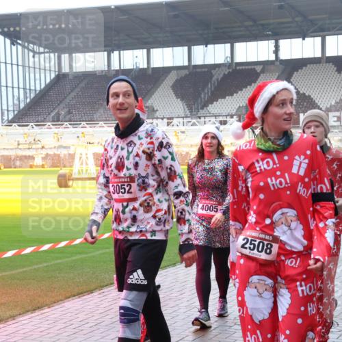 07.12.2025 - St. Pauli X-Mass-Run No. 15 Luisa Fischer http://msf.ph/oto/9376628 07.12.2025 10:23:46 Ziel 5, 3052, 4005, 15, 2508, 2638, 638, 1996, 2123, 2304, 2508, 2511, 2638, 3052, 3078, 3079, 3539, 3644, 3649, 3887, 3890, 4005, 4141, 4145, 4458, 4549 meine-sportfotos.de