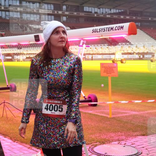 07.12.2025 - St. Pauli X-Mass-Run No. 15 Luisa Fischer http://msf.ph/oto/9376663 07.12.2025 10:23:53 Ziel 1, 15, 4005, 4, 638, 1104, 1996, 2123, 2304, 2508, 2511, 3052, 3078, 3079, 3539, 3644, 3649, 3887, 3890, 4005, 4043, 4141, 4145, 4377, 4378, 4458, 4549 meine-sportfotos.de