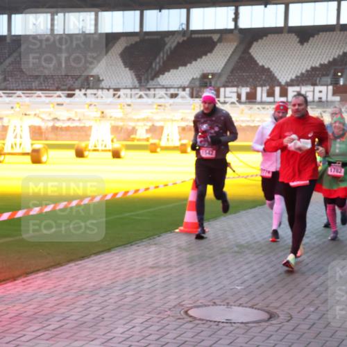 07.12.2025 - St. Pauli X-Mass-Run No. 15 Luisa Fischer http://msf.ph/oto/9376674 07.12.2025 09:59:00 Ziel 1542, 1782, 1785, 238, 261, 483, 532, 655, 1003, 1115, 1173, 1528, 1542, 1603, 1633, 1774, 1782, 1785, 2205, 2392, 3308, 3405, 3515, 4031, 4206 meine-sportfotos.de