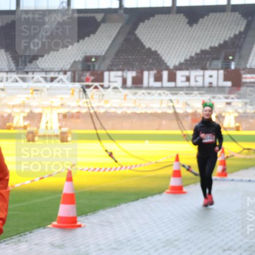 07.12.2025 - St. Pauli X-Mass-Run No. 15 Luisa Fischer http://msf.ph/oto/9376744 07.12.2025 10:24:08 Ziel 15, 1, 1, 4145, 638, 711, 1104, 2603, 2634, 3539, 3644, 3649, 3887, 3890, 3968, 4005, 4043, 4139, 4141, 4144, 4145, 4203, 4377, 4378, 4458, 4479, 4549, 4765 meine-sportfotos.de