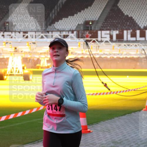 07.12.2025 - St. Pauli X-Mass-Run No. 15 Luisa Fischer http://msf.ph/oto/9376784 07.12.2025 09:59:20 Ziel 3147, 483, 532, 655, 939, 1003, 1115, 1528, 1542, 1603, 1782, 1785, 2392, 2529, 3147, 3308, 3345, 4031 meine-sportfotos.de