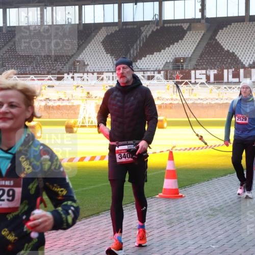 07.12.2025 - St. Pauli X-Mass-Run No. 15 Luisa Fischer http://msf.ph/oto/9376924 07.12.2025 09:59:52 Ziel 4029, 3405, 340, 2529, 2204, 488, 910, 911, 939, 961, 1120, 1763, 2186, 2204, 2207, 2529, 2657, 3147, 3345, 3513, 4029, 4051, 4052, 4465 meine-sportfotos.de