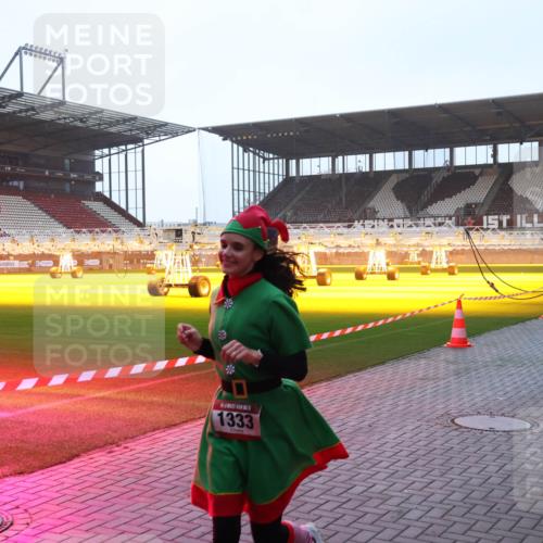 07.12.2025 - St. Pauli X-Mass-Run No. 15 Luisa Fischer http://msf.ph/oto/9377162 07.12.2025 10:00:34 Ziel 5, 1333, 1, 802, 910, 911, 934, 1112, 1333, 1354, 1360, 1404, 2140, 2141, 2186, 2729, 2964, 3336, 4129 meine-sportfotos.de