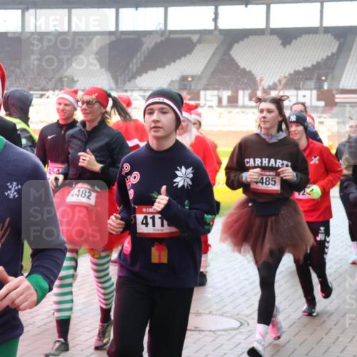 07.12.2025 - St. Pauli X-Mass-Run No. 15 Luisa Fischer http://msf.ph/oto/9377228 07.12.2025 10:25:50 Ziel 15, 4121, 454, 4482, 411, 485, 3, 4445, 50, 129, 211, 404, 1012, 1069, 1247, 1631, 1977, 1987, 1995, 2029, 2680, 3742, 3779, 3962, 4118, 4119, 4121, 4162, 4164, 4201, 4202, 4204, 4284, 4335, 4372, 4373, 4431, 4445, 4474, 4482, 4485, 4501, 4513, 4514, 4846 meine-sportfotos.de