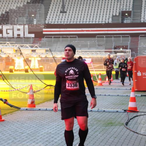 07.12.2025 - St. Pauli X-Mass-Run No. 15 Luisa Fischer http://msf.ph/oto/9377384 07.12.2025 10:01:15 Ziel 5, 3336, 801, 855, 1050, 1418, 1887, 1892, 1976, 2348, 2378, 3084, 3336 meine-sportfotos.de