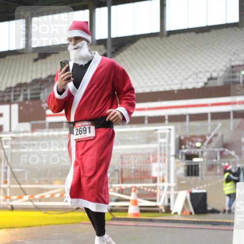 07.12.2025 - St. Pauli X-Mass-Run No. 15 Patografie http://msf.ph/oto/9377399 07.12.2025 10:08:04 Ziel 2691, 2692, 3627, 3628, 4231, 4623, 4624, 4626, 4734, 4737, 4740 meine-sportfotos.de