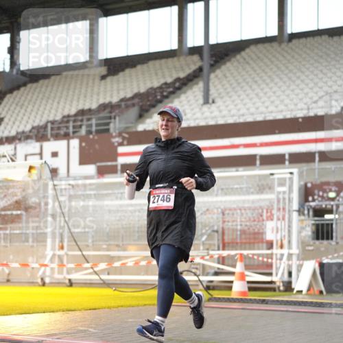 07.12.2025 - St. Pauli X-Mass-Run No. 15 Patografie http://msf.ph/oto/9377413 07.12.2025 10:08:15 Ziel 2650, 2691, 2692, 2746 meine-sportfotos.de