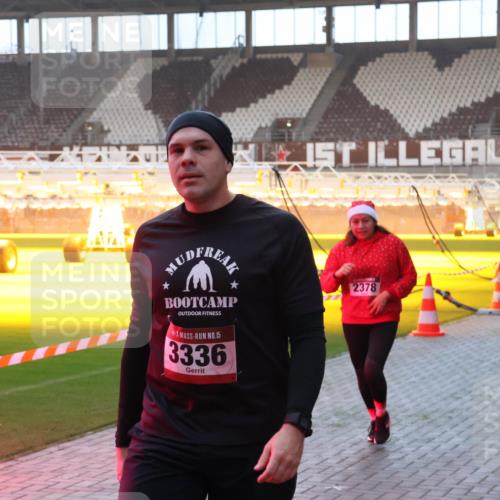 07.12.2025 - St. Pauli X-Mass-Run No. 15 Luisa Fischer http://msf.ph/oto/9377424 07.12.2025 10:01:20 Ziel 15, 3336, 2378, 801, 855, 1050, 1418, 1887, 1892, 1976, 2348, 2378, 2528, 3084 meine-sportfotos.de