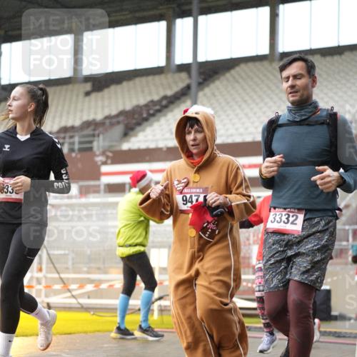 07.12.2025 - St. Pauli X-Mass-Run No. 15 Patografie http://msf.ph/oto/9377608 07.12.2025 10:08:41 Ziel 390, 707, 789, 947, 1002, 1031, 1176, 2247, 2248, 2521, 3212, 3332, 3335, 3495, 3671, 3759, 3904, 3907, 4205, 4232, 4234, 4451 meine-sportfotos.de