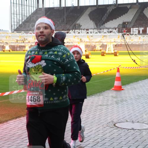 07.12.2025 - St. Pauli X-Mass-Run No. 15 Luisa Fischer http://msf.ph/oto/9377723 07.12.2025 10:27:44 Ziel 1468, 4334, 159, 175, 1312, 1317, 1468, 1472, 1618, 2677, 3154, 3156, 3571, 3706, 3707, 3714, 3715, 3720, 3722, 3723, 3793, 4225, 4334, 4353, 4384, 4391, 4409, 4410, 4435 meine-sportfotos.de