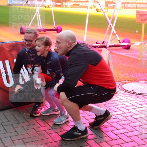 07.12.2025 - St. Pauli X-Mass-Run No. 15 Luisa Fischer http://msf.ph/oto/9377726 07.12.2025 10:02:50 Ziel 5, 63, 304, 1105, 1828, 1829, 1934, 2472, 2510, 2514, 2604, 2781, 2908, 2923, 3944 meine-sportfotos.de