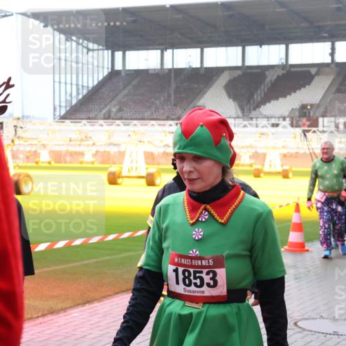 07.12.2025 - St. Pauli X-Mass-Run No. 15 Luisa Fischer http://msf.ph/oto/9377755 07.12.2025 11:06:00 Ziel 15, 1853, 2884, 199, 200, 201, 434, 831, 889, 924, 925, 927, 929, 932, 973, 1046, 1049, 1092, 1152, 1196, 1208, 1311, 1428, 1432, 1492, 1600, 1630, 1840, 1841, 2006, 2254, 2884, 3272, 3278 meine-sportfotos.de