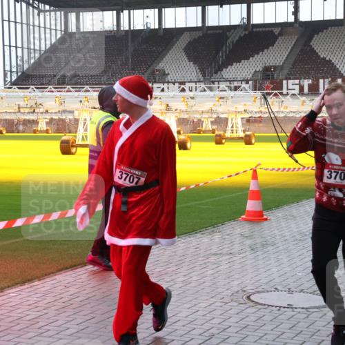 07.12.2025 - St. Pauli X-Mass-Run No. 15 Luisa Fischer http://msf.ph/oto/9377883 07.12.2025 10:28:24 Ziel 5, 3707, 112, 3706, 4875, 175, 1507, 1717, 1742, 1745, 2060, 2101, 2188, 2677, 2723, 3154, 3156, 3395, 3412, 3413, 3458, 3472, 3706, 3707, 3713, 3727, 3729, 3730, 3879, 3881, 3883, 4064, 4065, 4132, 4133, 4159, 4160, 4189, 4245, 4344, 4350, 4376, 4380, 4383, 4453, 4454, 4462, 4463, 4515, 4516, 4527, 4538, 4697, 4698, 4700, 4701, 4702, 4704, 4706, 4707, 4708, 4710, 4875 meine-sportfotos.de