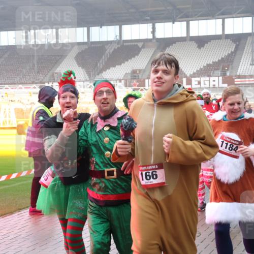 07.12.2025 - St. Pauli X-Mass-Run No. 15 Luisa Fischer http://msf.ph/oto/9377932 07.12.2025 11:09:02 Ziel 15, 166, 1184, 1625, 100, 152, 155, 166, 396, 446, 758, 784, 1078, 1170, 1184, 1412, xxxx, 1424, 1464, 1491, 1502, 1511, 1559, 1560, 1596, 1625, 1706, 2070, 2259, 2879, 2893, 2898, 4471, 4584, 4819, 4830 meine-sportfotos.de