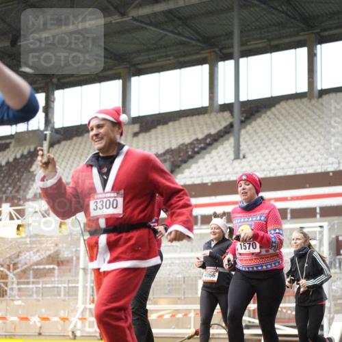 07.12.2025 - St. Pauli X-Mass-Run No. 15 Patografie http://msf.ph/oto/9377946 07.12.2025 10:08:53 Ziel 19, 390, 707, 786, 789, 947, 1002, 1031, 1176, 1461, 1465, 1570, 1575, 1576, 2126, 2521, 3300, 3332, 3335, 3484, 3891, 3904, 3907, 4066, 4067, 4068 meine-sportfotos.de