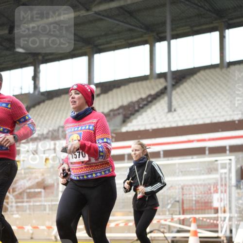 07.12.2025 - St. Pauli X-Mass-Run No. 15 Patografie http://msf.ph/oto/9377967 07.12.2025 10:08:54 Ziel 19, 390, 786, 789, 947, 1002, 1031, 1176, 1461, 1465, 1570, 1575, 1576, 2126, 2521, 3300, 3332, 3335, 3484, 3891, 3904, 3907, 4066, 4067, 4068 meine-sportfotos.de