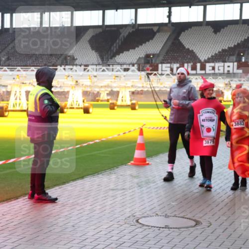 07.12.2025 - St. Pauli X-Mass-Run No. 15 Luisa Fischer http://msf.ph/oto/9378022 07.12.2025 10:28:42 Ziel 3879, 3881, 1618, 3883, 412, 1507, 1717, 1742, 1745, 2526, 2723, 2912, 2913, 3209, 3218, 3377, 3395, 3412, 3413, 3454, 3472, 3727, 3729, 3730, 3879, 3881, 3883, 4037, 4064, 4065, 4132, 4133, 4159, 4160, 4189, 4245, 4250, 4344, 4350, 4355, 4376, 4380, 4388, 4453, 4454, 4527, 4538, 4697, 4698, 4700, 4701, 4702, 4704, 4706, 4707, 4708, 4710, 4875 meine-sportfotos.de