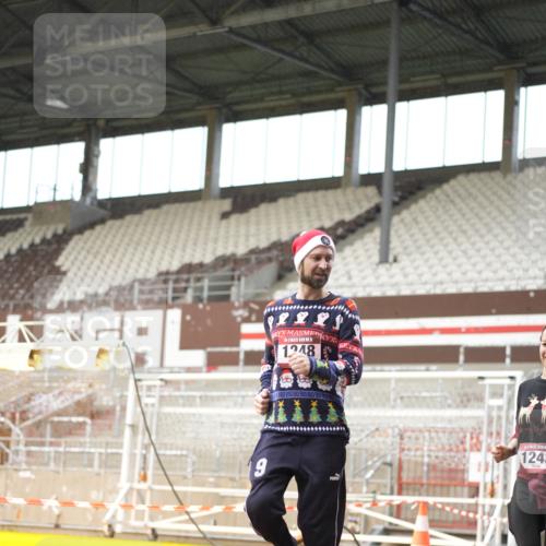 07.12.2025 - St. Pauli X-Mass-Run No. 15 Patografie http://msf.ph/oto/9378177 07.12.2025 10:09:21 Ziel 800, 881, 896, 899, 960, 1243, 1248, 1718, 3493, 3756 meine-sportfotos.de