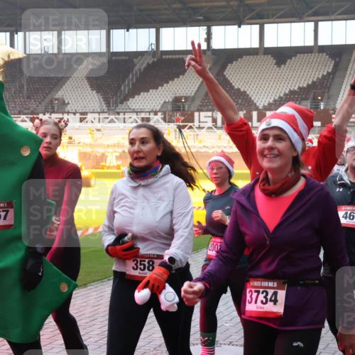07.12.2025 - St. Pauli X-Mass-Run No. 15 Luisa Fischer http://msf.ph/oto/9378341 07.12.2025 10:04:17 Ziel 15, 2167, 358, 2002, 460, 15, 3734, 1623, 185, 213, 214, 358, 399, 626, 628, 709, 940, 984, 1023, 1027, 1028, 1263, 1264, 1307, 1394, 1425, 1484, 1486, 1506, 1888, 1906, 2002, 2110, 2112, 2366, 2380, 3198, 3334, 3337, 3340, 3359, 3519, 3734, 4151, 4193, 4239, 4660, 4667, 4679, 4680 meine-sportfotos.de